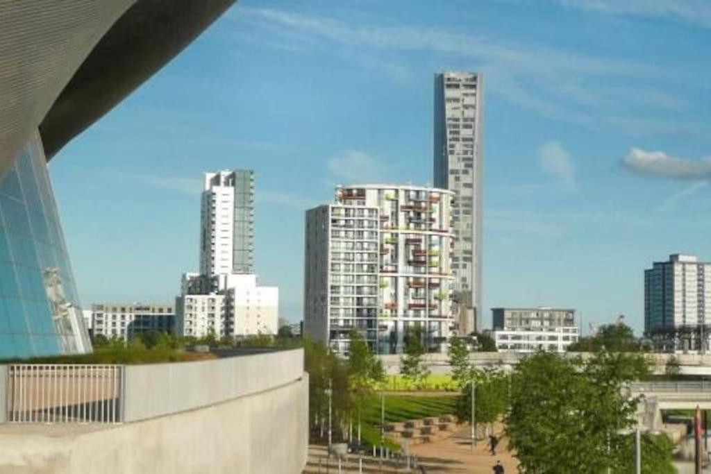 New Manhattan Loft Gardens Stratford Londres Exterior foto